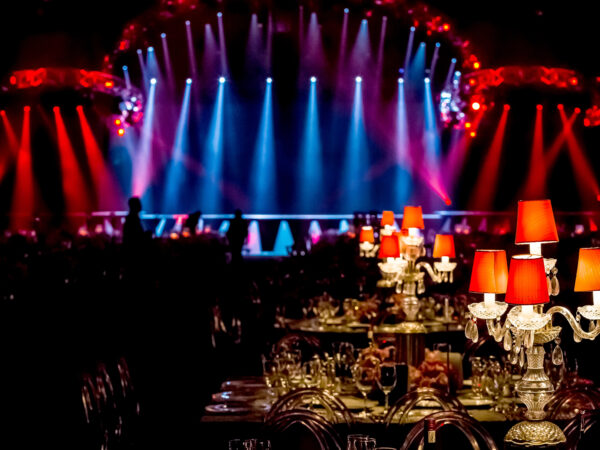 Dîner entre mecs + Boissons + Boîte de nuit Barcelona