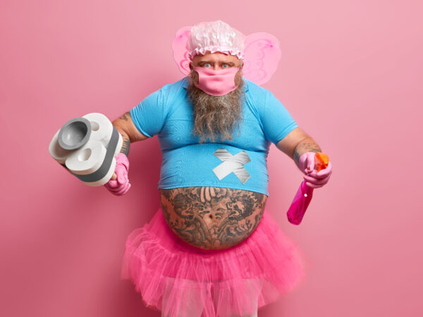 Le nain menotté Budapest